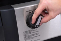 Broil King GEM 310 Gasgrill Inkl. Grillfürst Fettschiene - Modell 2023 -Campinggeschäfte 21509 Broil King Gem FEATURE 08