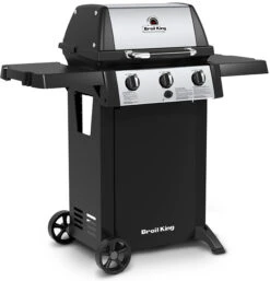 Broil King GEM 310 Gasgrill Inkl. Grillfürst Fettschiene - Modell 2023 -Campinggeschäfte 21509 broil king gem 320 seitlich 814152