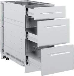 Broil King Outdoor Küche Komplettset Mit Imperial S570 PRO Built In Gasgrill Mit Drehspieß, Gasflaschenschrank Und 3er Schubladenschrank -Campinggeschäfte 802500 Broil King Outdoor Kueche Schrank 3 Schubladen offen 1