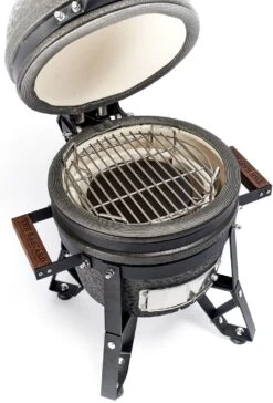 The Bastard Keramikgrill Urban Small - Schwarz Matt - Modell 2023 17 The Bastard Keramikgrill Urban Small - Schwarz Matt - Modell 2023 -Campinggeschäfte Bastard Keramikgrill Urban Small Grillrostsystem BU206
