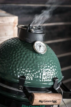 Big Green Egg Mini Keramikgrill -Campinggeschäfte Big Green Egg Mini Keramilgrill Tischgrill