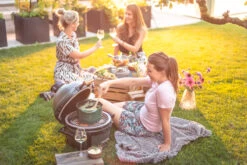 Big Green Egg MiniMax Keramikgrill Mit EGG Carrier Inkl. Zubehörpaket Mit Looftlighter 32 Big Green Egg MiniMax Keramikgrill Mit EGG Carrier Inkl. Zubehörpaket Mit Looftlighter -Campinggeschäfte Big Green Egg MiniMax Campinggrill 1