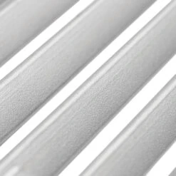 Broil King Imperial S690 XL PRO IR Gasgrill - Modell 2023 32 Broil King Imperial S690 XL PRO IR Gasgrill - Modell 2023 -Campinggeschäfte Broil King Edelstahl Gussroste Makro 1