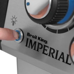 Broil King Imperial S690 XL PRO IR Gasgrill - Modell 2023 - SMART Deal Inkl. Grillfürst Grill Control 28 Broil King Imperial S690 XL PRO IR Gasgrill - Modell 2023 - SMART Deal Inkl. Grillfürst Grill Control -Campinggeschäfte Broil King Gasgrill Imperial Beleuchtung