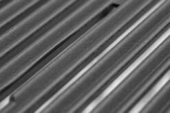 Broil King Regal 490 Black Gasgrill Inkl. Drehspieß - Modell 2023 -Campinggeschäfte Broil King Regal 490 Gusseisenrost wendbar