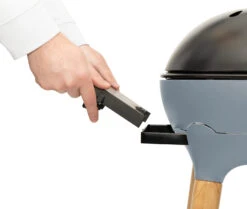 CADAC Gasgrill Citi Chef 40 FS BBQ / Dome Steel Grey, 50 Mbar -Campinggeschäfte CADAC Citi Chef 40 FS Steel Grey Seitenablagen