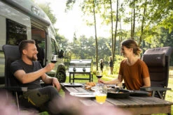 Grillfürst G201E 2-Brenner Gasgrill Portabel V2 - Campinggrill / Balkongrill 50mbar - Inkl. Untergestell -Campinggeschäfte Grillfuerst Campinggrill G201E Gasgrill