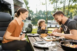 Grillfürst G201E 2-Brenner Gasgrill Portabel V2 - Campinggrill / Balkongrill 50mbar - Inkl. Untergestell -Campinggeschäfte Grillfuerst Campinggrill Picknich unterwegs