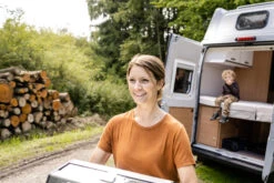 Grillfürst G201E 2-Brenner Gasgrill Portabel V2 - Campinggrill / Balkongrill 50mbar 38 Grillfürst G201E 2-Brenner Gasgrill Portabel V2 - Campinggrill / Balkongrill 50mbar -Campinggeschäfte Grillfuerst Campinggrill transportabel Wohnmobil 1