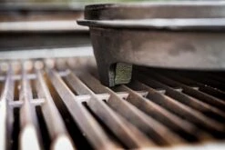 Grillfürst Dutch Oven Set BBQ Edition DO2 - X-DEAL Inkl. Tragetasche / Aufbewahrungstasche, Gusseisen Pflege Und Deckelheber 23 Grillfürst Dutch Oven Set BBQ Edition DO2 - X-DEAL Inkl. Tragetasche / Aufbewahrungstasche, Gusseisen Pflege Und Deckelheber -Campinggeschäfte Grillfuerst Dutch Oven Fuesse 2