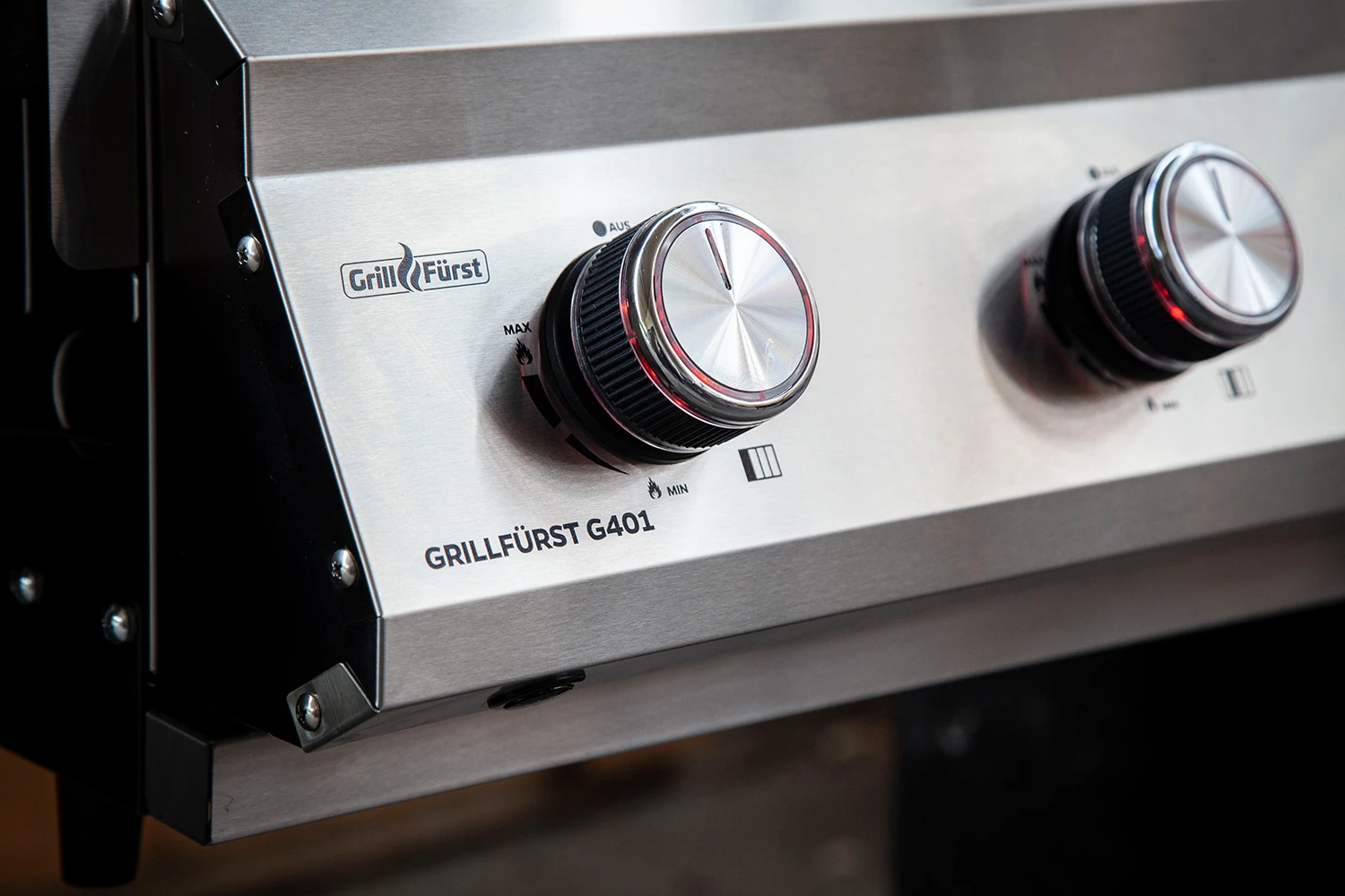 Grillfürst G401G 4-Brenner Einbaugrill - Eintracht Frankfurt Edition - Gusseisenroste 10 Grillfürst G401G 4-Brenner Einbaugrill - Eintracht Frankfurt Edition - Gusseisenroste – Bild 8