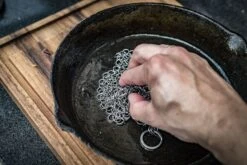 Grillfürst Dutch Oven Set / Gusseisen Pflegeset -Campinggeschäfte Gusseisen Reiniger