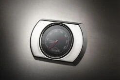 Napoleon 700-Series 38" BIG38 Edelstahl Einbaugrill Inkl. Drehspieß - Modell 2023 32 Napoleon 700-Series 38" BIG38 Edelstahl Einbaugrill Inkl. Drehspieß - Modell 2023 -Campinggeschäfte Napoleon Einbaugrill 700 Series BIG38 Deckelthermometer