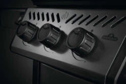 Napoleon Freestyle 365 Gasgrill, Graphit - Mit Sizzle Zone Und Tür - Modell 2023 NEU -Campinggeschäfte Napoleon Freestyle Drehregler