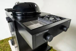 Outdoorchef Gas Kugelgrill Arosa 570 G Evo Black Style - Inkl. Blazing-/Cooking Zone Kit Plus 24 Outdoorchef Gas Kugelgrill Arosa 570 G Evo Black Style - Inkl. Blazing-/Cooking Zone Kit Plus -Campinggeschäfte Outdoorchef Arosa 570 G Evo Gas Kugelgrill