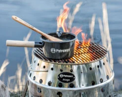 Petromax Emaille Stieltopf / 1000 Ml / Schwarz 7 Petromax Emaille Stieltopf / 1000 Ml / Schwarz -Campinggeschäfte Petromax Emaille Stieltopf 1000ml schwarz Lifestyle