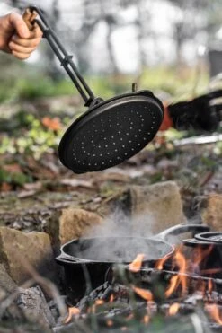 Petromax Gusseiserne Kasserolle Mit Deckel Kr1 -Campinggeschäfte Petromax Kasserolle Deckel Noppen kr2 kr1