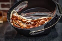 Grillfürst Dutch Oven BBQ Edition DO9 - Borussia Dortmund Edition -Campinggeschäfte Schichtfleisch im Dortmund Dutch Oven