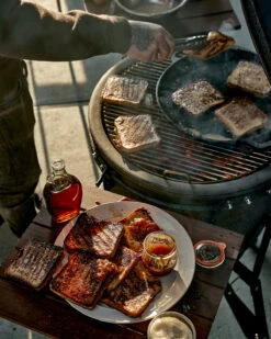 The Bastard Keramikgrill Classic Large - Complete - Schwarz Glänzend - Modell 2023 -Campinggeschäfte The Bastard Large Keramikgrill Complete