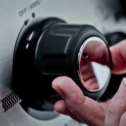 Broil King Crown 440 Gasgrill - Modell 2023 -Campinggeschäfte broil king crown 440 drehregler 865262