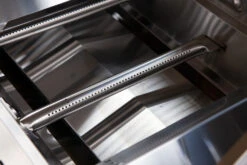 Grillfürst G401G 4-Brenner Einbaugrill - Eintracht Frankfurt Edition - Gusseisenroste 18 Grillfürst G401G 4-Brenner Einbaugrill - Eintracht Frankfurt Edition - Gusseisenroste -Campinggeschäfte grillfuerst g401 brenner