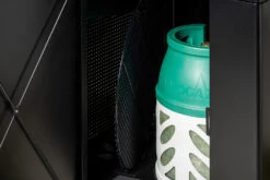 Outdoorchef Gas Kugelgrill Arosa 570 G Evo Black Style -Campinggeschäfte outdoorchef arosa 570 g evo black zubehoerhalter