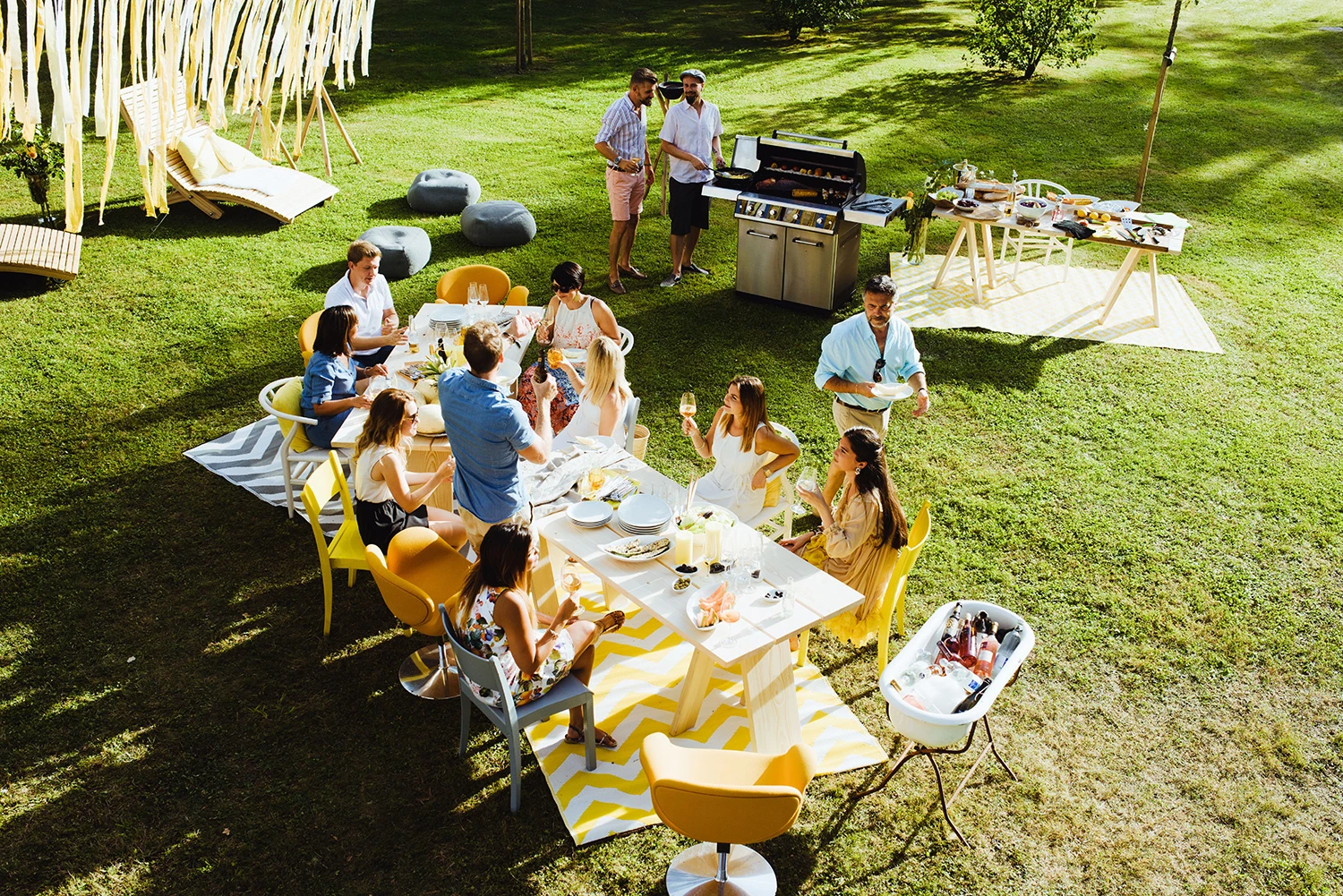 Outdoorchef Dualchef S 425 G Edelstahl Gasgrill Mit Seitenkocher + Blazing Zone Infrarotbrenner + DGS Gusseisen Grillrost 2 Stk. + DGS Gemüse Grillrost 2 Stk. 12 Outdoorchef Dualchef S 425 G Edelstahl Gasgrill Mit Seitenkocher + Blazing Zone Infrarotbrenner + DGS Gusseisen Grillrost 2 Stk. + DGS Gemüse Grillrost 2 Stk. – Bild 10