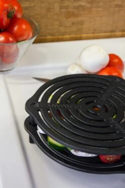 Petromax Stapelrost Aus Gusseisen Ø23 Cm -Campinggeschäfte petromax stapelrost beispiel gr s